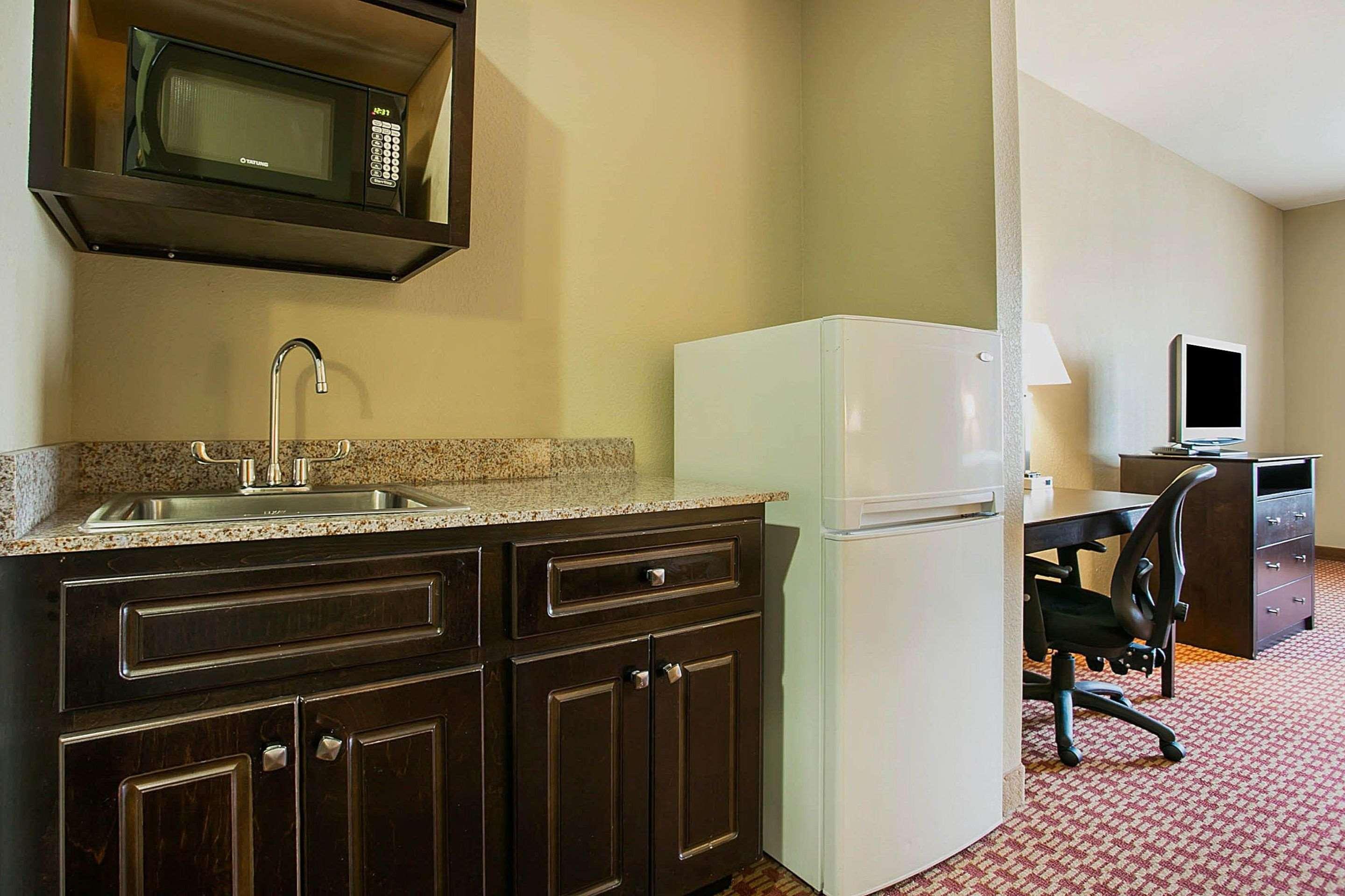 Comfort Inn & Suites Augusta West Near Fort Eisenhower Buitenkant foto